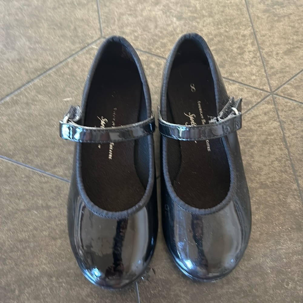 Girls tap shoes